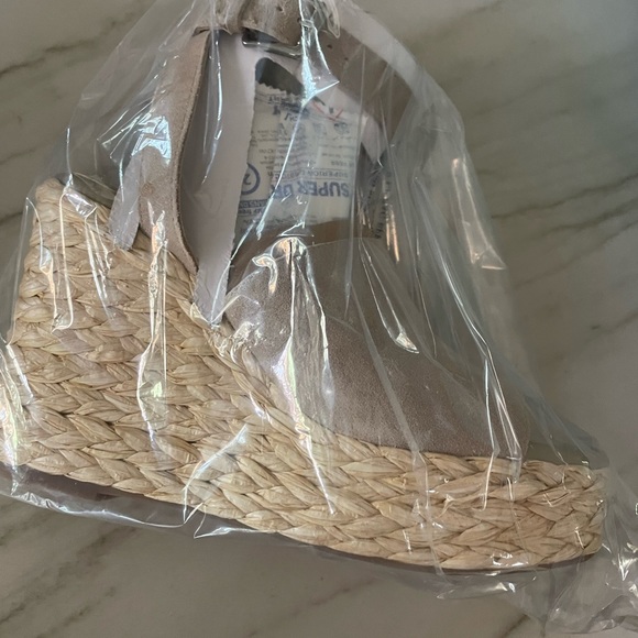 NWT Marc Fisher espadrille Sz 7.5 grey/tan - Picture 3 of 7